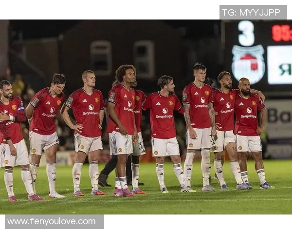 1突3射门不进+倒钩偏出！曼联主帅头大：2亿镑3新援哑火，9场0球